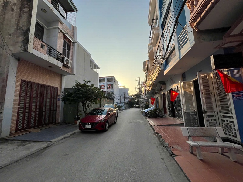 BÁN NHÀ MẶT PHỐ TÔ VŨ – VĂN CAO – HẢI AN – HẢI PHÒNG